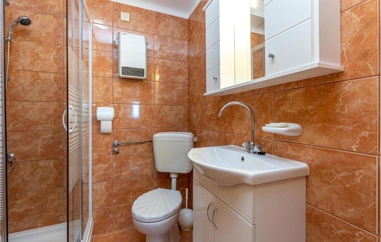 Amazing Apartment In Kostrena With 1 Bedrooms And Wifi Εξωτερικό φωτογραφία